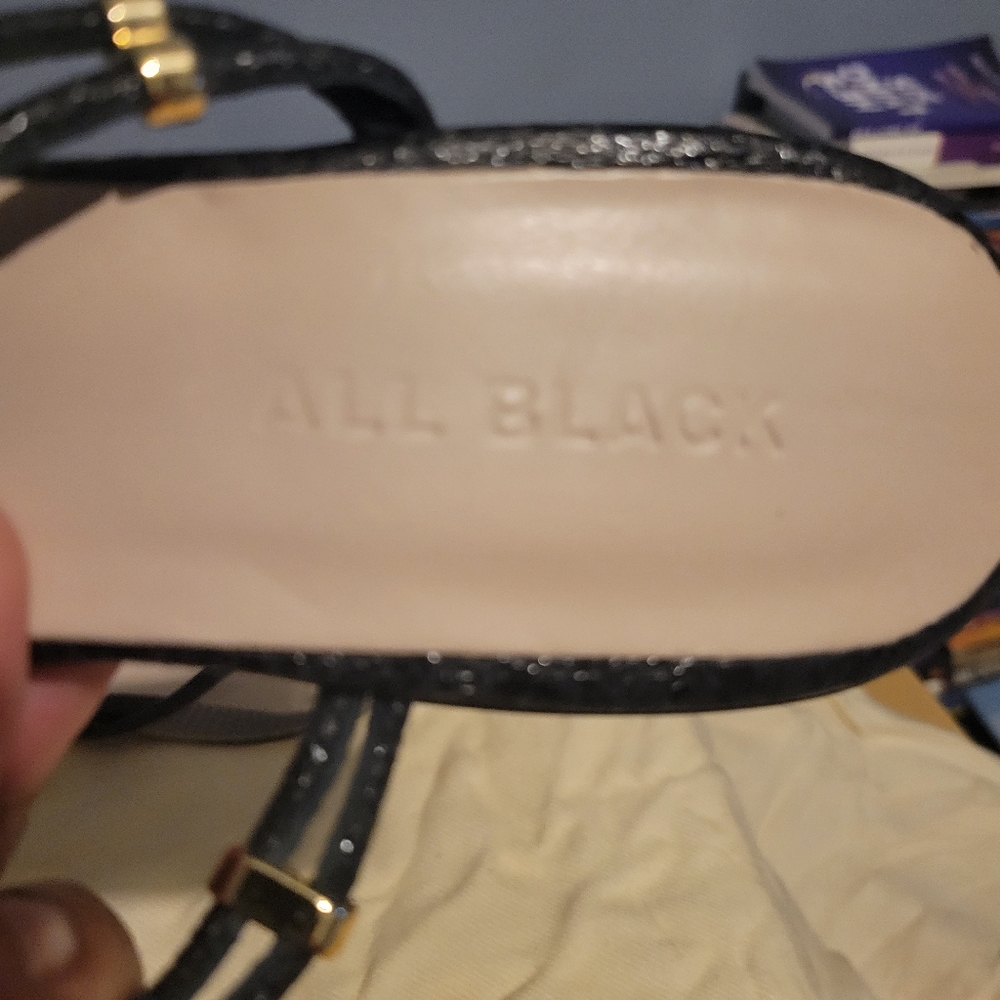All black  mule - Picture 3 of 9